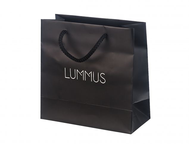 Tyylik�s luksuspaperikassi vahvalla laadulla. Toimitus Suomeen sis�ltyy hintaan. Voidaan r��t�l�id