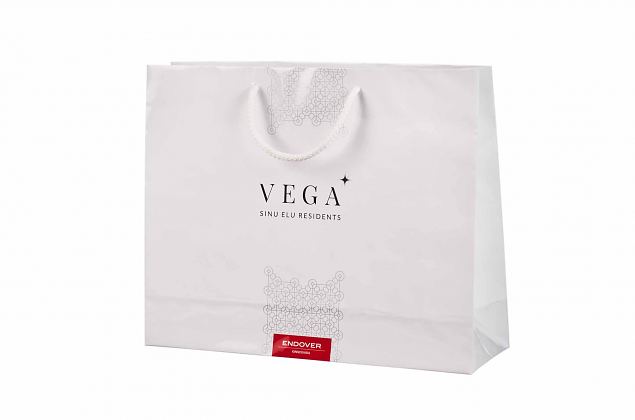 Tyylik�s luksuskassi kest�v�ll� laadulla. Kuljetus Suomeen ilman lis�maksua. Kuljetus Suomeen ilma