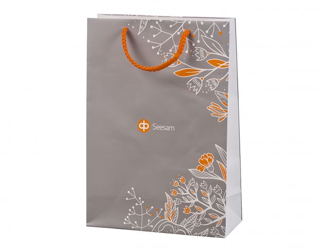 Elegant og eksklusiv papirpose av h�y kvalitet. Tilgjengelig b�de med og uten trykkdesign. Velg me