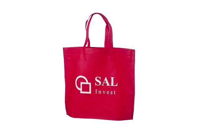 R�da non woven-kassar. Gratis frakt till Sverige. Minsta orderantal med personligt tryck �r 50 st.