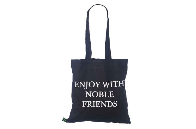 Musta v�rvi, orgaanilisest puuvillast musta v�rvi riidest kott. Meie valikus on kahte m��tu musta 