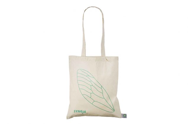 Meie valikus on kolme m��tu bee�i v�rvi �koriidest kotti. Fotol bee�i v�rvi, orgaanilisest puuvill