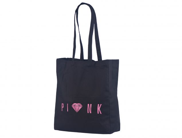 Musta v�rvi k�ljevoldiga riidest kotid. Tr�kiga kottide miinumumkogus on 50 kotti. Riidest kotti